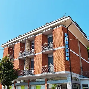 2* Hotel 4 Venti